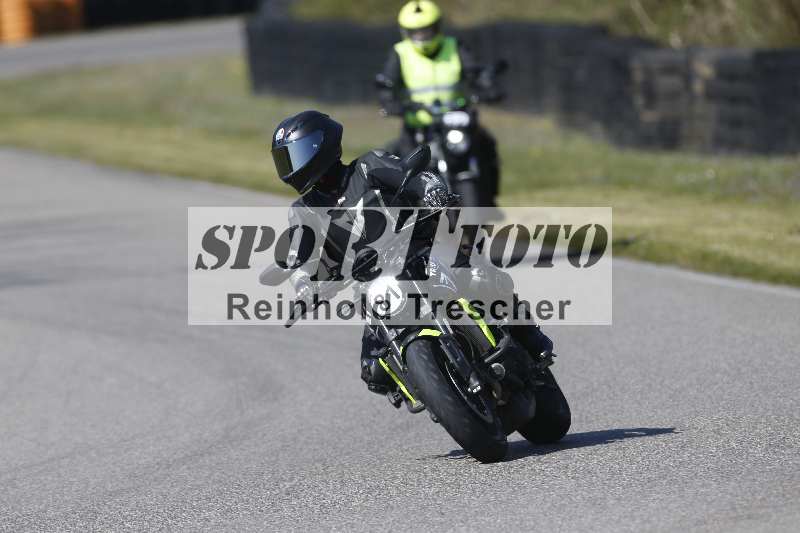 /01 02.04.2026 MAZ ADR/Gruppe gelb Gruppe gruen/81